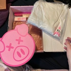 Jeffree Star Winter 2020 Deluxe Mystery Box